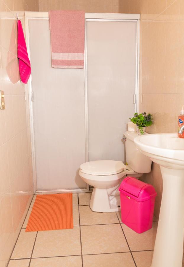 Hostal Casa Colores Adults Only グアダラハラ エクステリア 写真