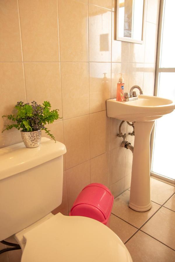 Hostal Casa Colores Adults Only グアダラハラ エクステリア 写真