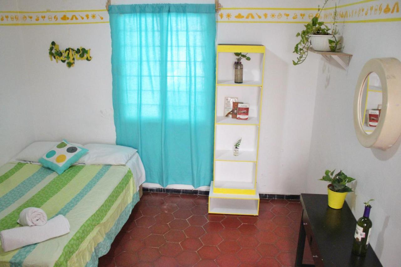 Hostal Casa Colores Adults Only グアダラハラ エクステリア 写真
